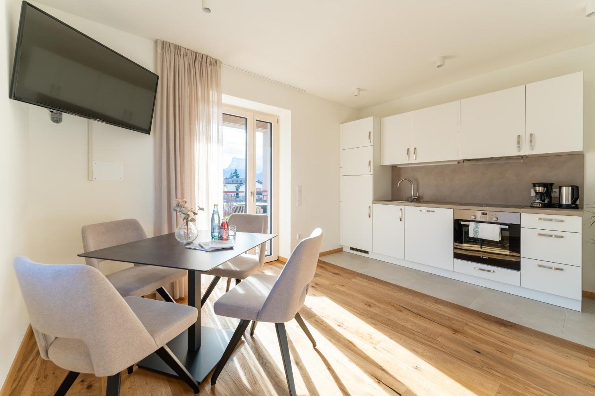 Apartments Villa Julia ラナ エクステリア 写真
